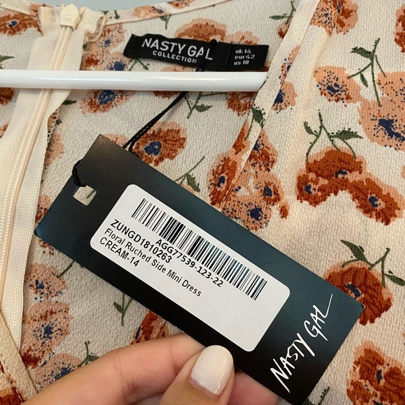 Nasty Gal “Thanks a Bunch” Floral Ruched Dress - Picture 3 of 3
